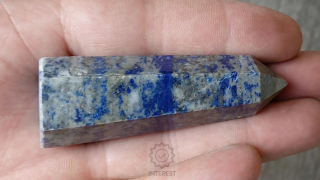 Lapis špice obelisk 62,85gr.